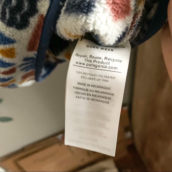 PATAGONIA Rare Protected Peaks Synchilla Pullover Size Small collectable - Picture 5 of 9